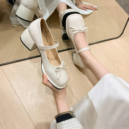 Vintage Patent Leather Thick Heel Women Mary Jane Shoes Concise Square Toe Shoes Spring Ladies Elegant Dress Party Pumps