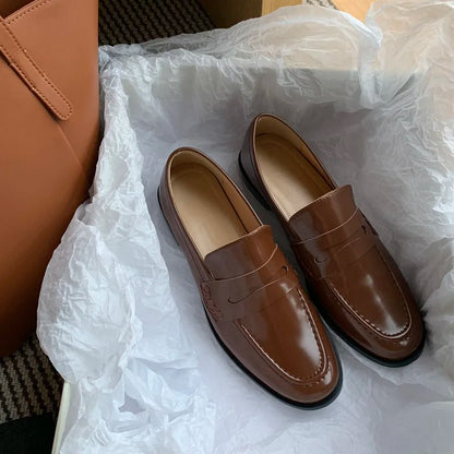 Simple Flats for Women Slip On Round Toe Loafers Genuine Leather Casual Flat Shoes Spring Autumn Loafers Basic Style Footwear