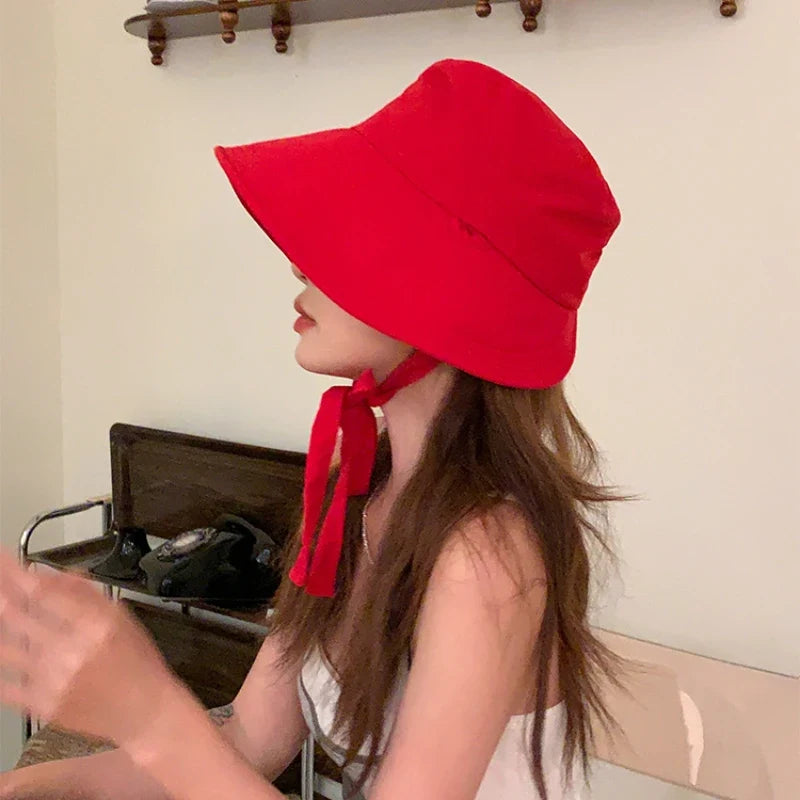 Korean Retro Red Strap Bucket Hats Summer Travel Versatile Sunscreen Show Face Small Sweet Beautiful Women's Caps