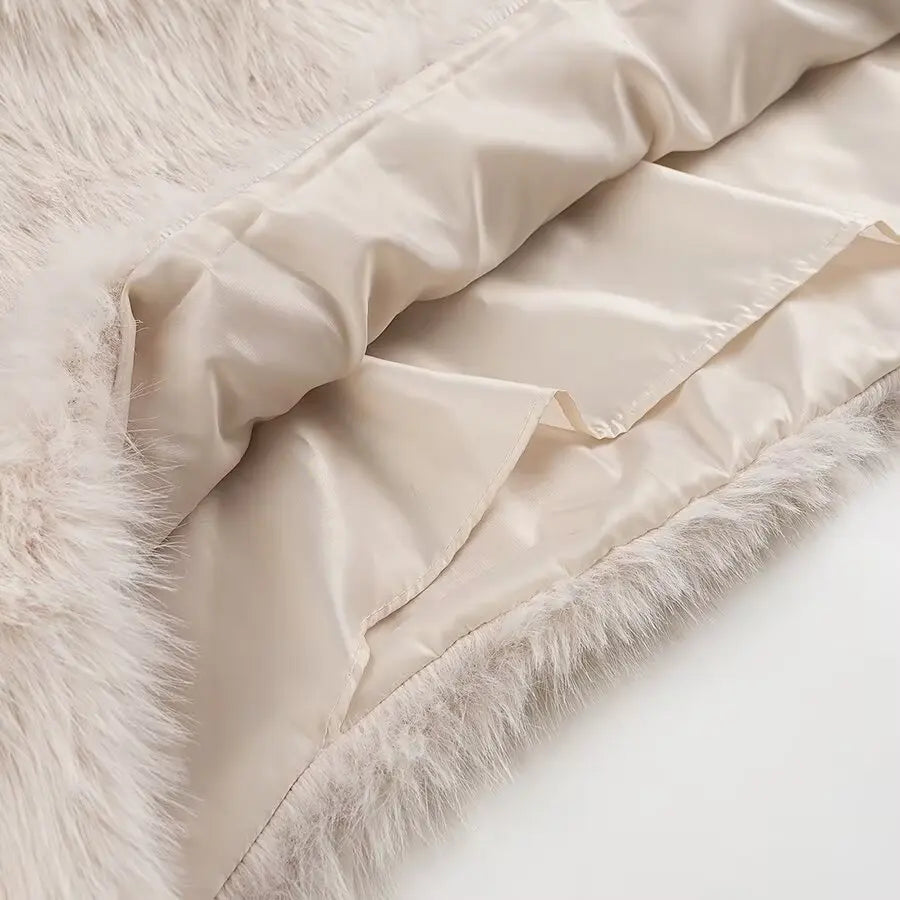 Temperament White Women Imitation Fur Jacket Round Neck Short Full Sleeve Female Faux Fur Coat Instagram-Style Lady Eco Fur Coat