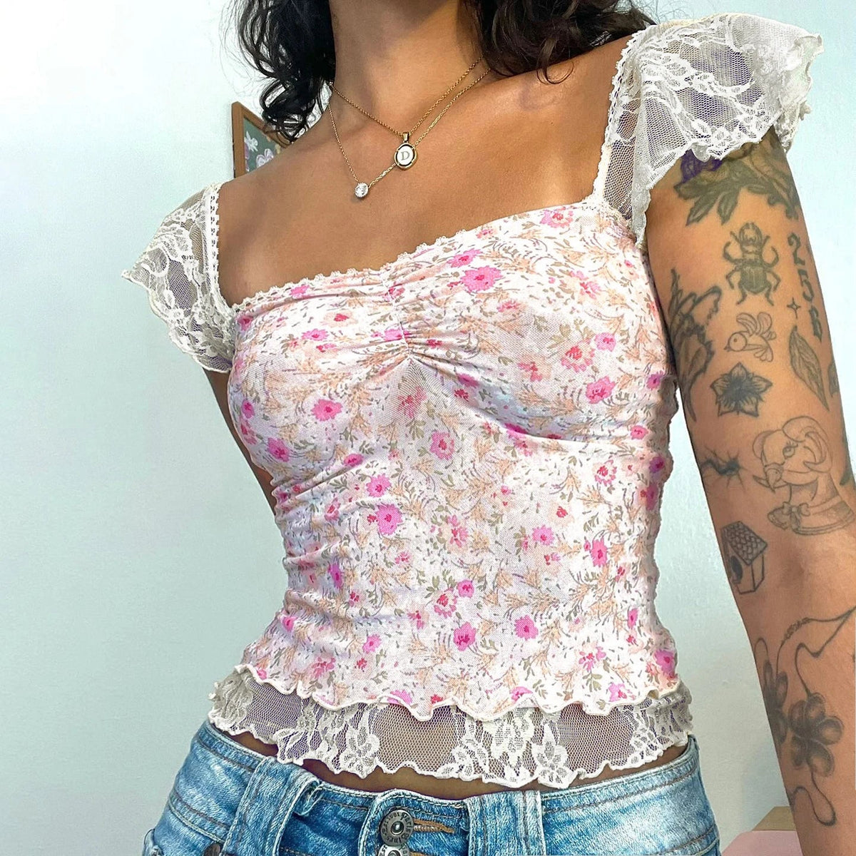 Floral Print Top Boho Aesthetic Contrast Color Lace Patchwork T-shirt French Style Slimming Folds Chest Clothing Summer