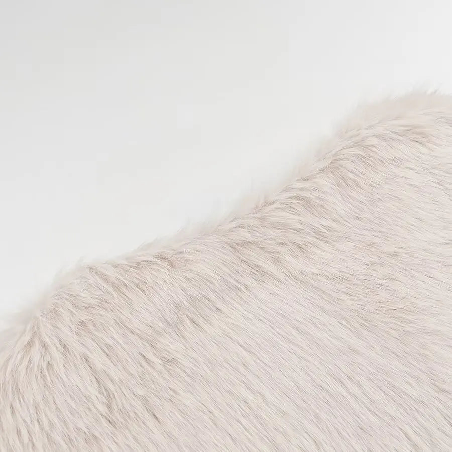 Temperament White Women Imitation Fur Jacket Round Neck Short Full Sleeve Female Faux Fur Coat Instagram-Style Lady Eco Fur Coat