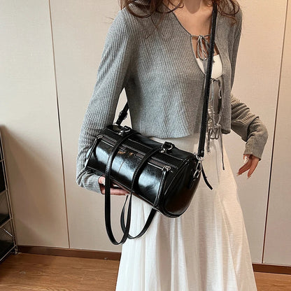 Punk Wind Motorcycle Bag Lady Versatile Pillow Handbag Large Capacity Shoulder Bag Multi Pocket Zipper Underarm Crossbody Bag
