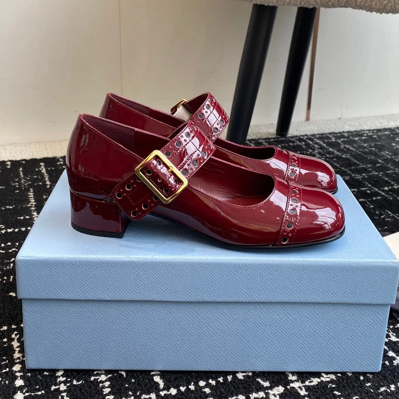 French Mary Jane Thick Heel Women's Shoes Hollow Out Spring 2025 Fashion Patent Leather Metal Buckle Office Dress Pumps Vintage