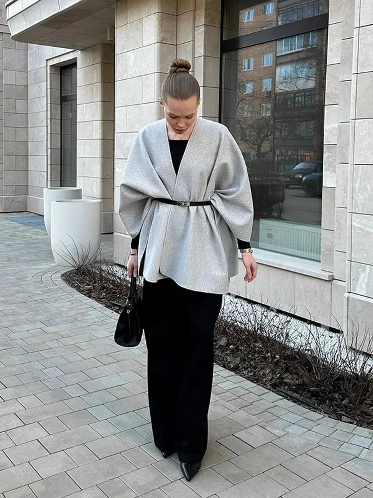 Elegant Women's Woolen Cloak Coats V-neck Lace-up Long Overcoats Loose Belt Autumn Jacket 2025 Buttonless Streetwear Outerwears
