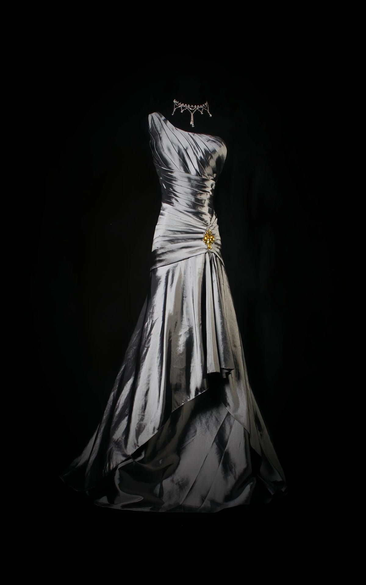 Stylish Grey Prom Dress Slim Fit A-Line Taffeta Pleated One-Shoulder Sleeveless Backless Formal Occasion Party Evening Dress