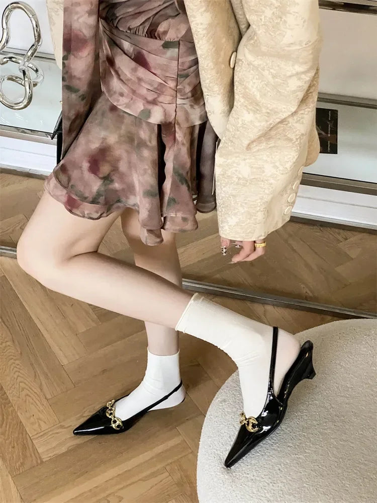 Sexy Pointed Toe Thin Low Heel Slingbacks Sandals Women Summer Elegant Metal Chain Decoration Women Pumps Casual Mules Shoes