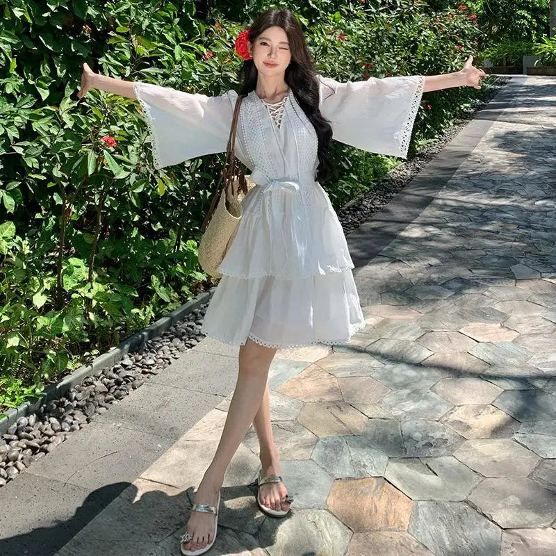 Retro White Lace Nine Inch Sleeve Vacation Party Dresses Women Autumn French Style High Waist Bow Bandage Cake Short Dress Trend