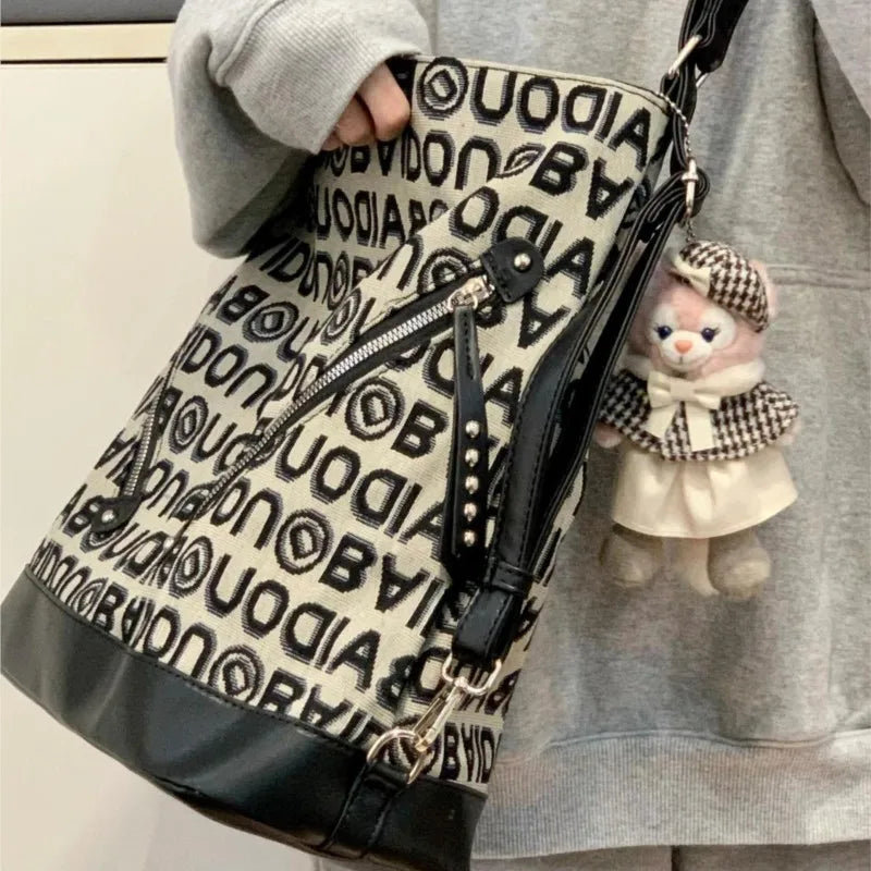 Letter Drawstring Bucket Fashionable Casual Multifunctional Tote Bag Woman Large Capacity Commuter Handbag Ladies Shoulder Bag