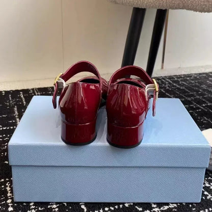 French Mary Jane Thick Heel Women's Shoes Hollow Out Spring 2025 Fashion Patent Leather Metal Buckle Office Dress Pumps Vintage