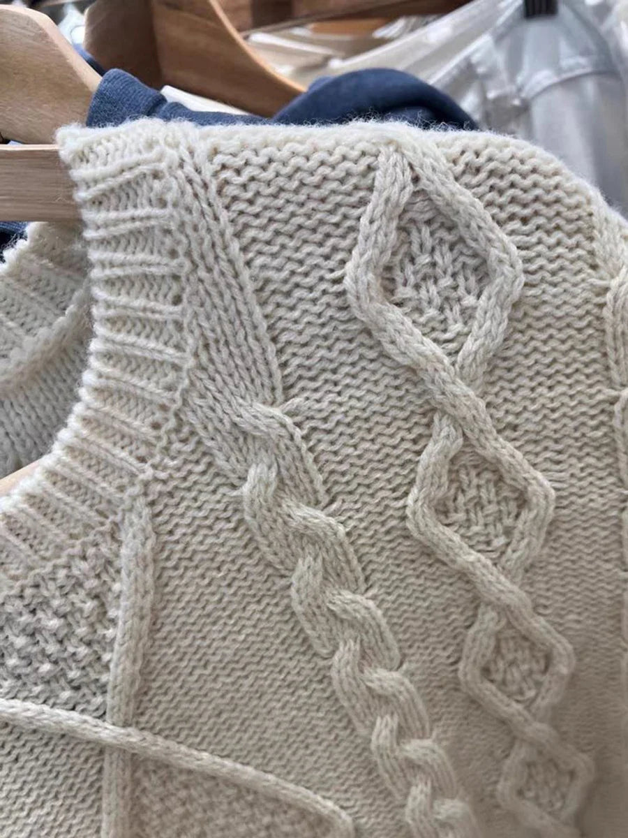 Twisted Flower Beige Thick Sweater Women Autumn O-Neck Loose Knitted Jumpers Sweet Preppy Style Solid Sweet Pullover Sweaters