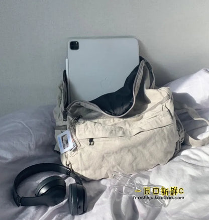 Vintage Backpack for Women Preppy Style Canvas Women Rucksack Zipper Casual Medium-Capacity European-American Style Female Bag