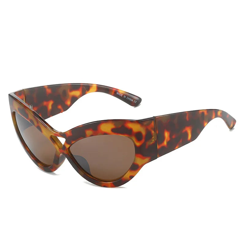 Fashion Y2K Cat Eye Sunglasses Women Retro Big Butterfly Shape Hollow Eyewear Shades UV400 Trending Wide Legs Men Sun Glasses
