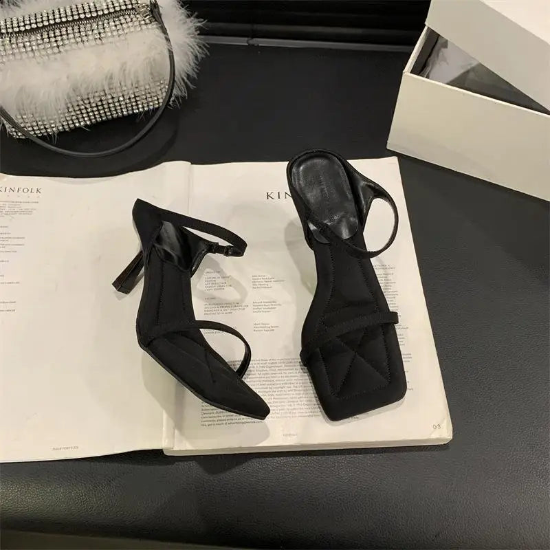 Shoes Low Slippers Heels Rubber Flip Flops Square Toe Slides Slipers Women High Hawaiian Thin 2024 Pumps Fabric PU Sexy Rome