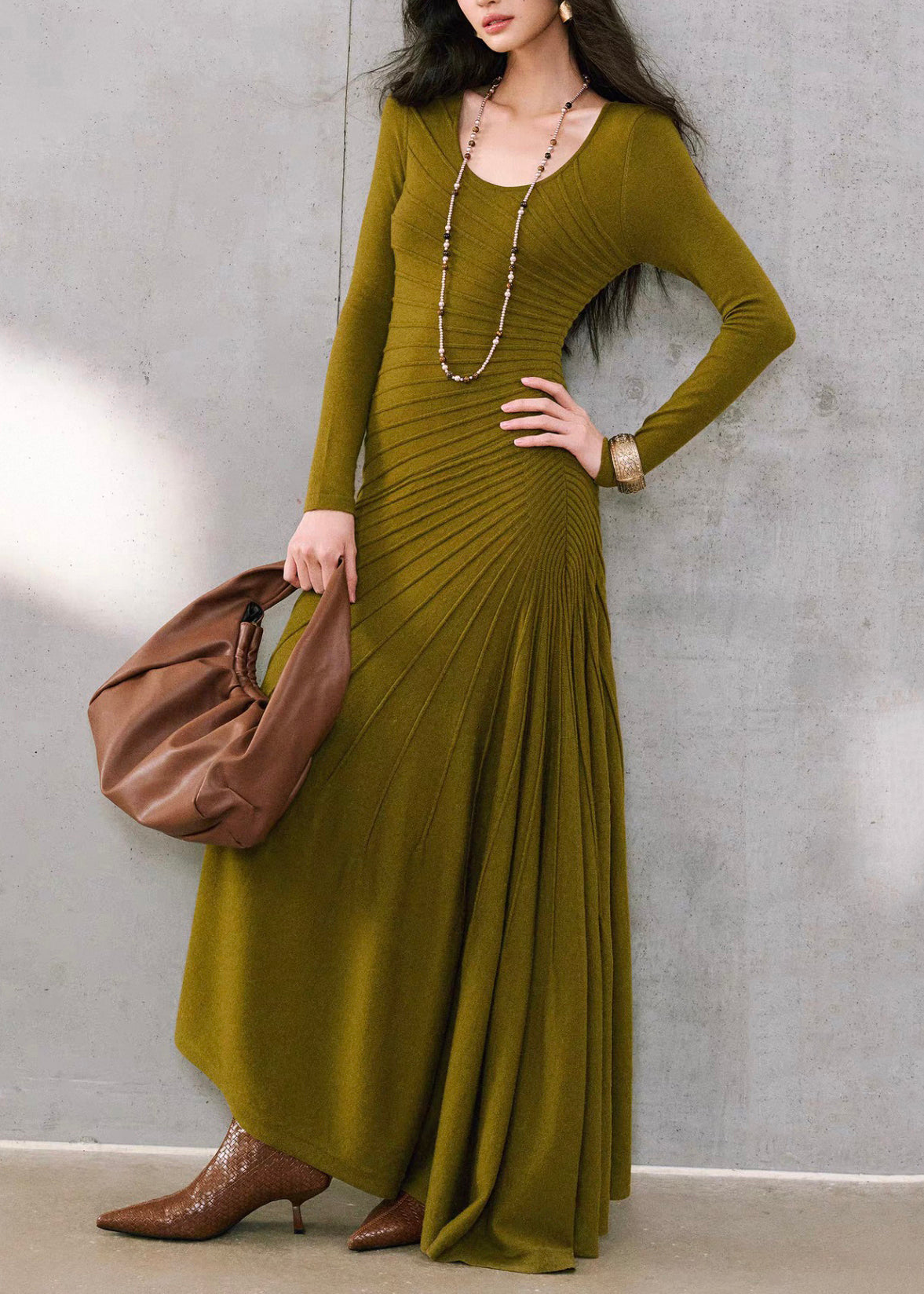 Scoop Neck Diagonal Rib Knit Asymmetrical Hem Long Sleeve Dress