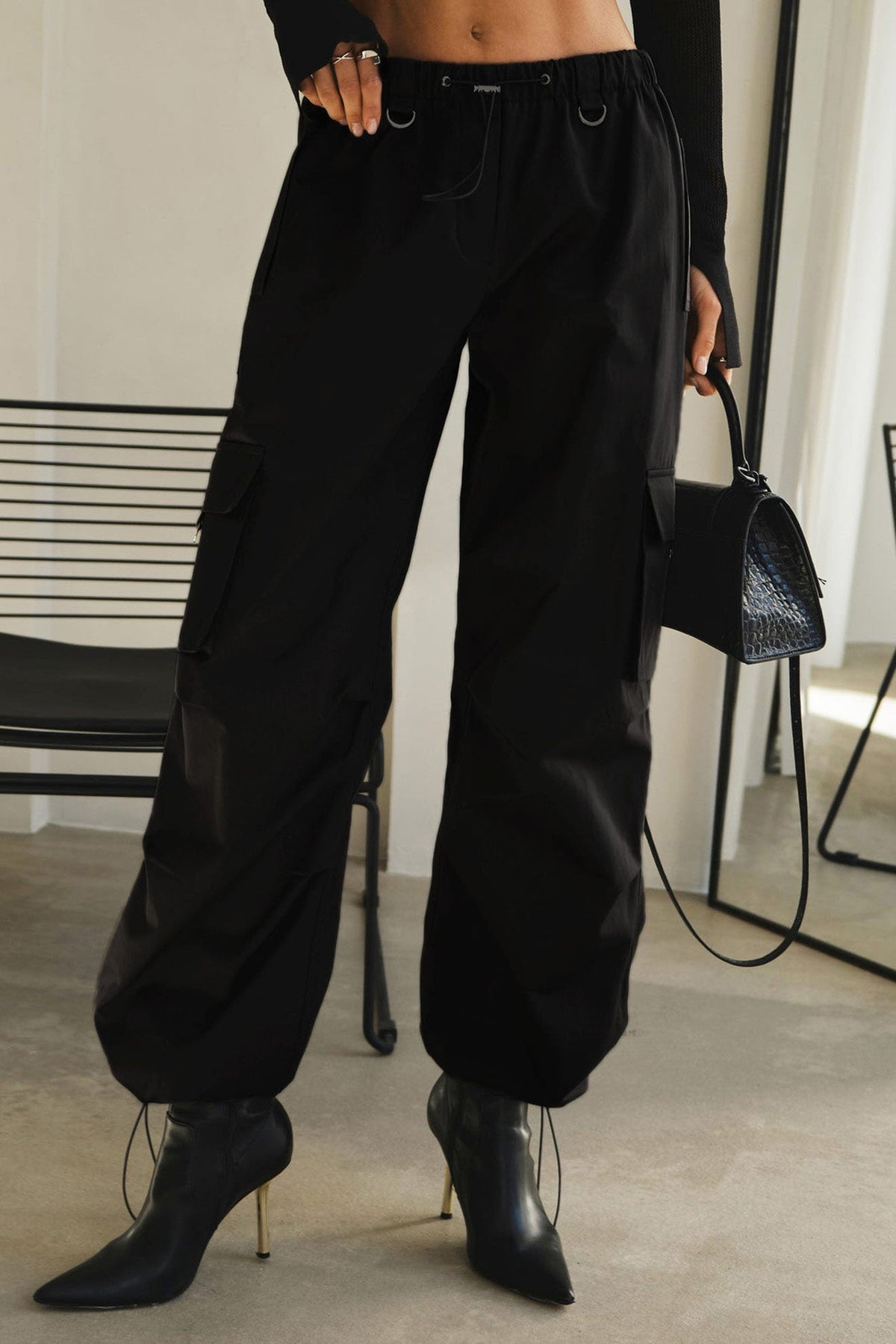 Solid Drawstring Large Pocket Cargo Pants