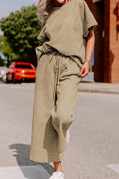 Solid Textured T-shirt Long Pants Set