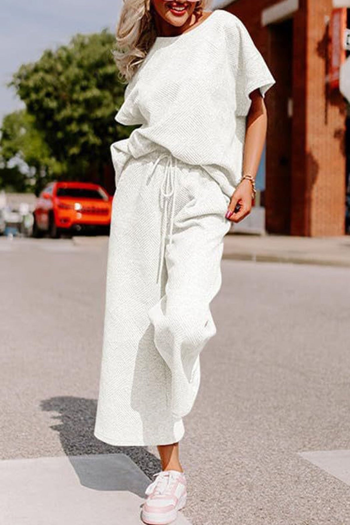 Solid Textured T-shirt Long Pants Set