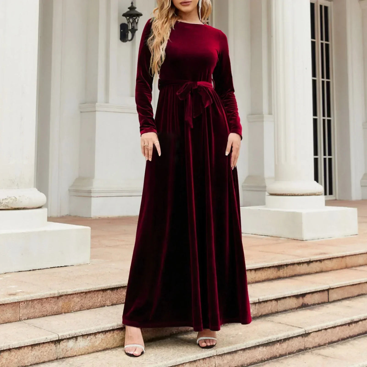 Autumn New Green Velvet Long Dress Elegant Vintage O-neck Lace-up Party Dress