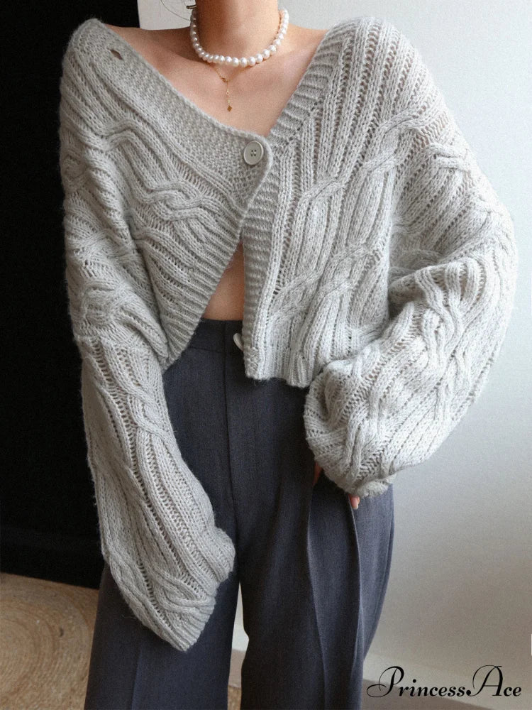 Cable Knit Graceful Crop Cardigan