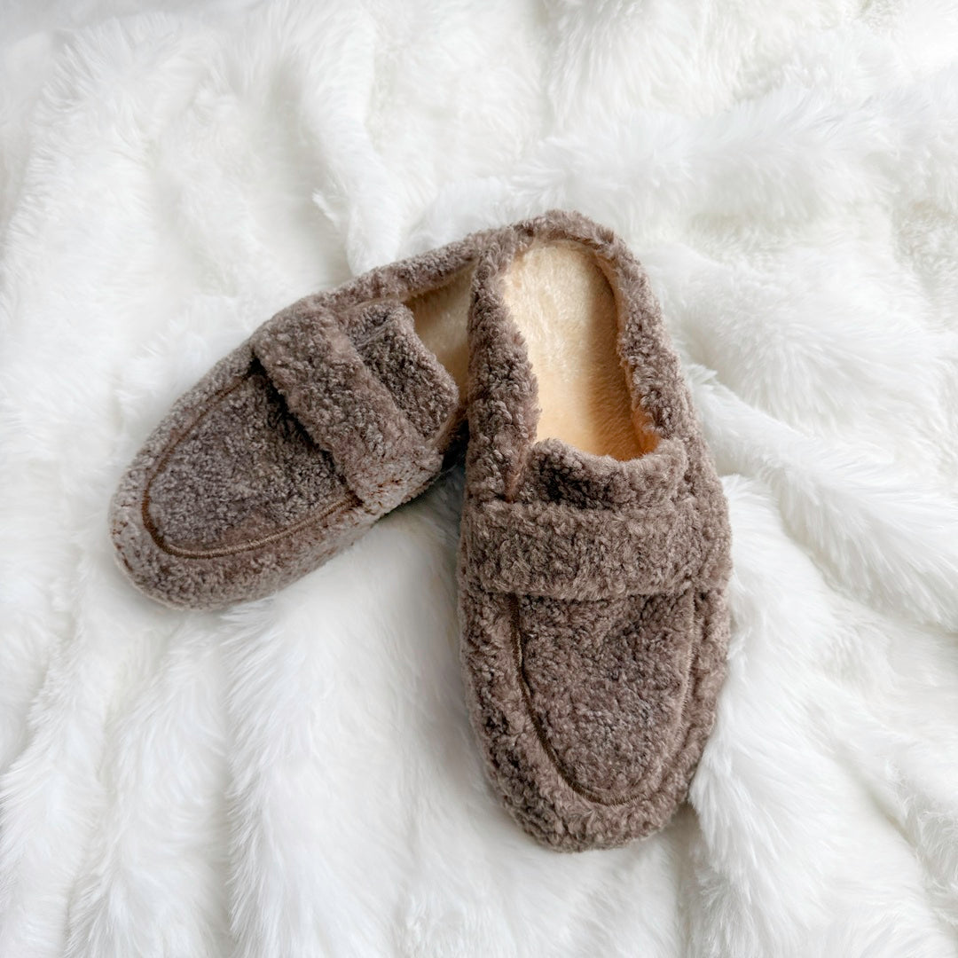 Ava Soft Teddy Slippers