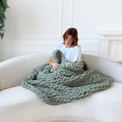 Luxe Chunky Throw Blanket