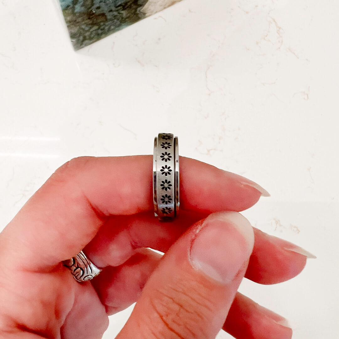 Floral Spinner Ring
