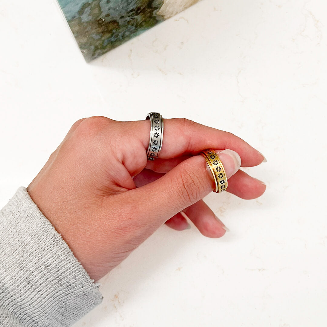 Floral Spinner Ring