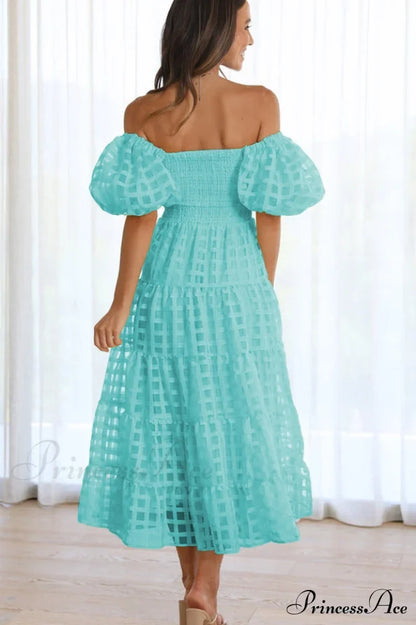 Gin Elegant Midi Dress