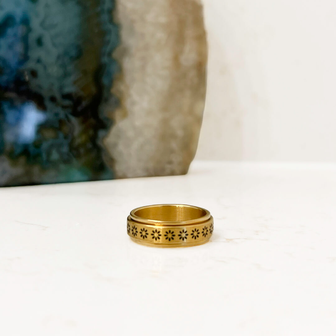 Floral Spinner Ring