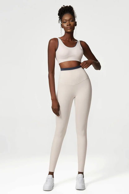 PEYTON SPORTS BRA AND Graceful LEGGINGS SET MILK WHITE