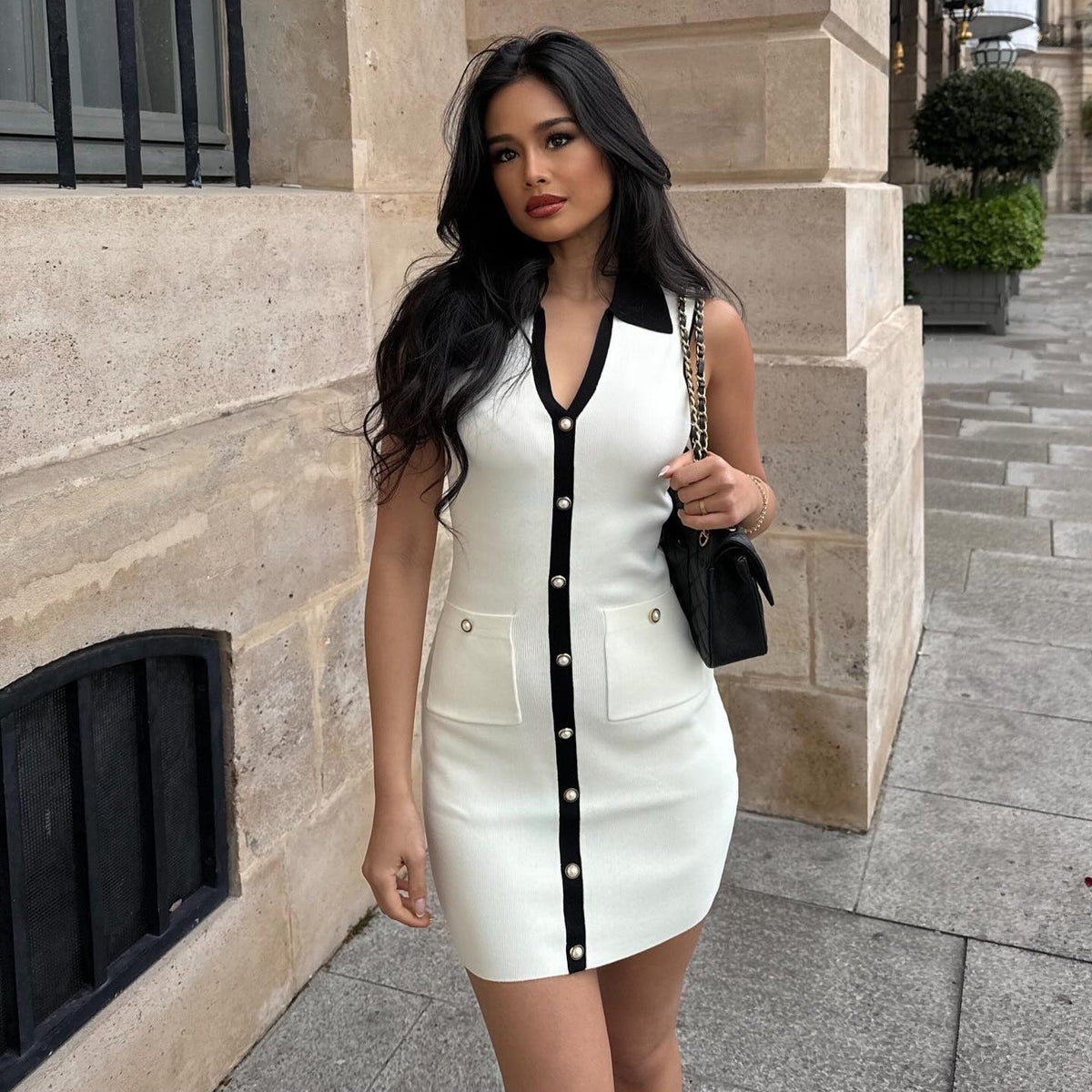 Sleeveless Contrast Collar Button Front Knit Patch Pocket Mini Dress