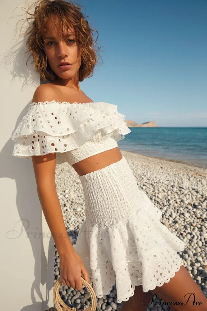 Jessica Bara Stylish Vanessa Ruffle Set