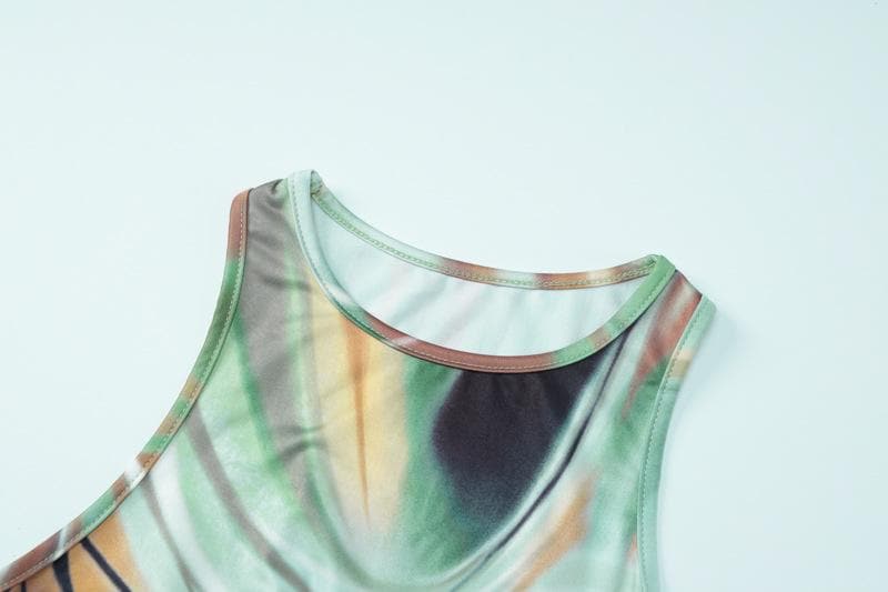 Crewneck Abstract Swirl Body Contour Print Maxi Dress