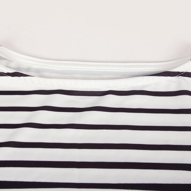 Crew Neck Optical Illusion Curved Stripe Long Sleeve Bodycon Maxi Dress