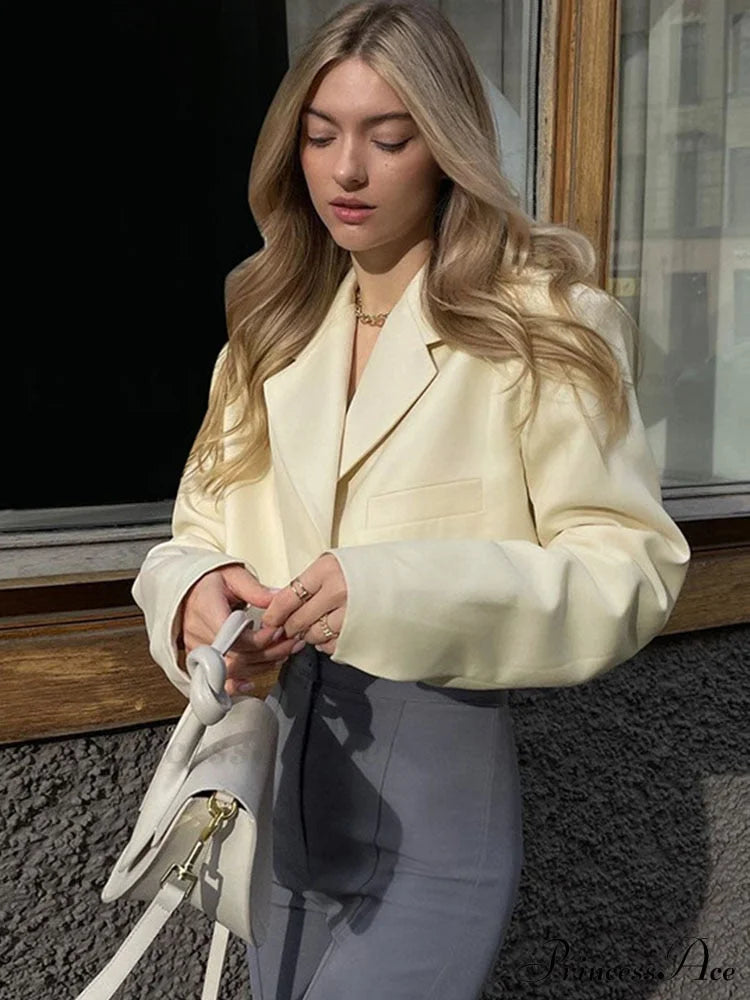 Ladies Slim Cropped Blazer Coat
