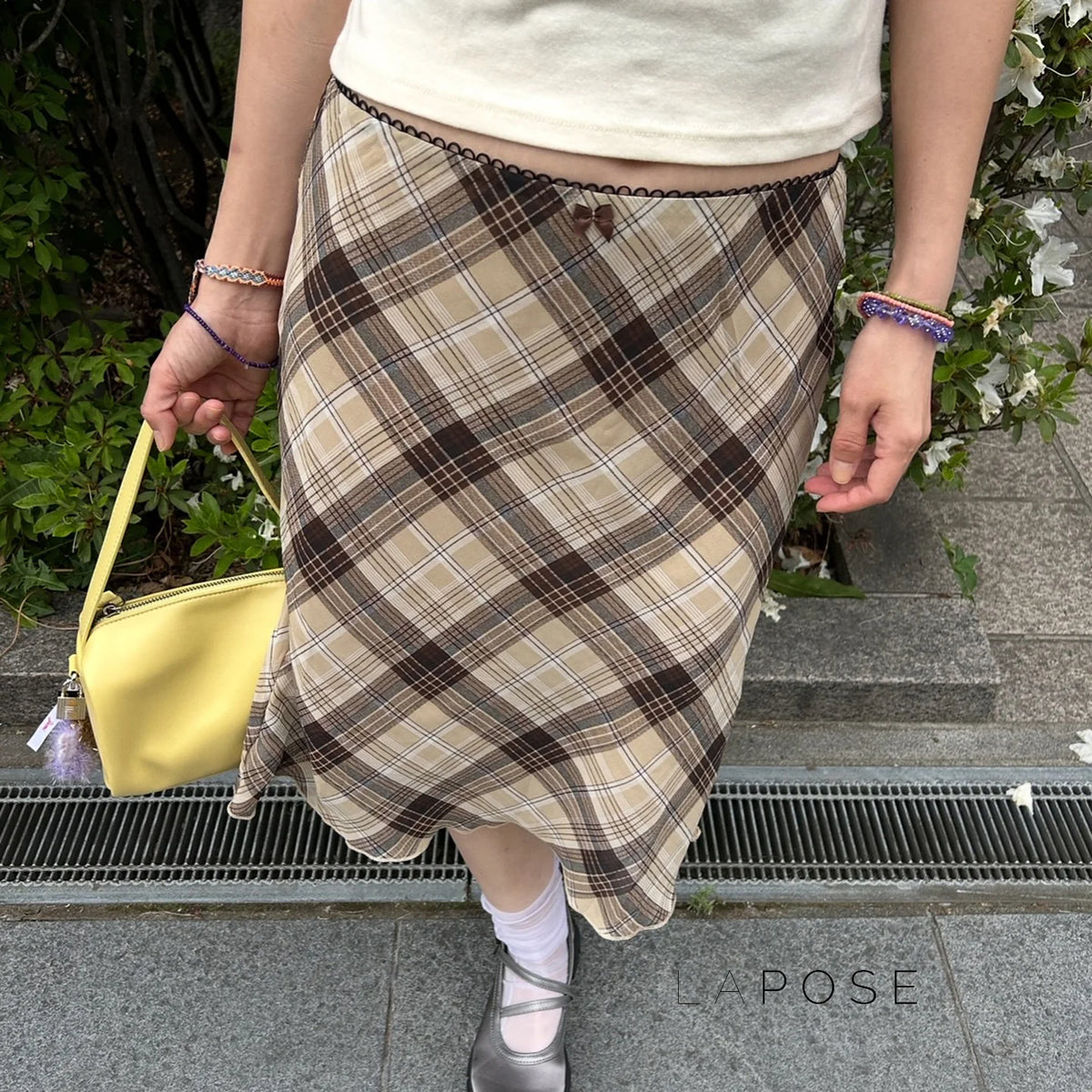 Hayzlee Plaid Bow Midi Skirt