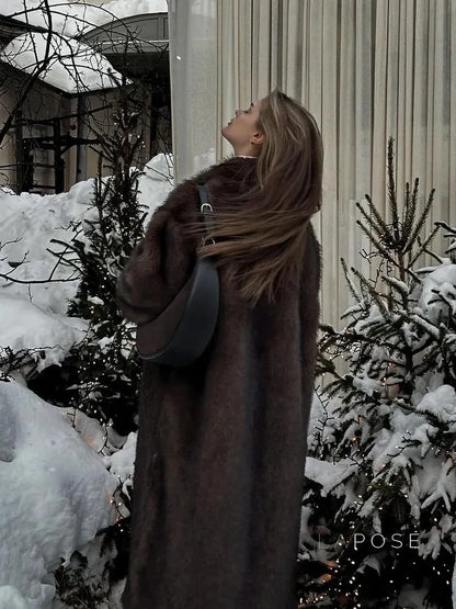 Lilly Fluffy Faux Fur Coat