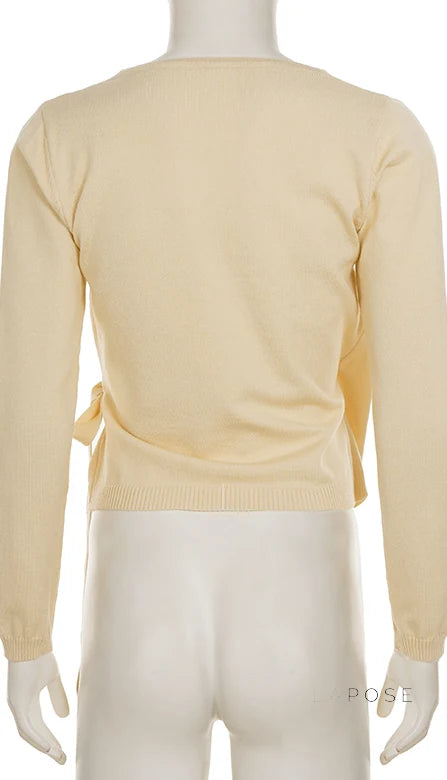 Nalayah V-Neck Tie Knit Top