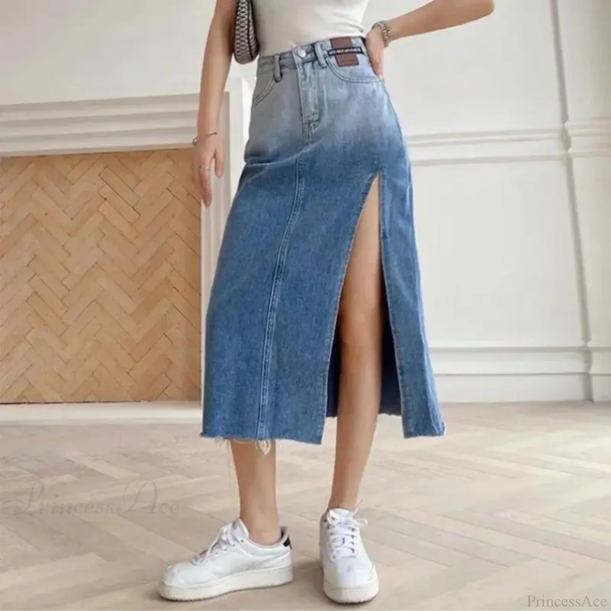 Mid-length Slit Denim Skirt