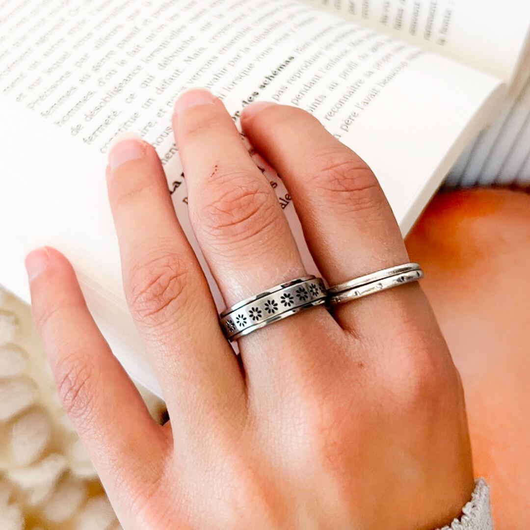 Floral Spinner Ring