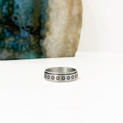 Floral Spinner Ring
