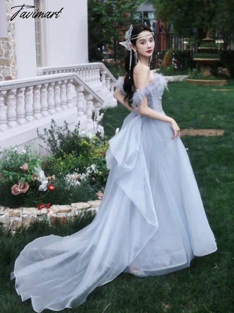 Blue Princess Celebrity Dresses Luxury Boat Neck Feather Strapless Backless Pleated Long Trailing Formal Occasion Evening Gowns