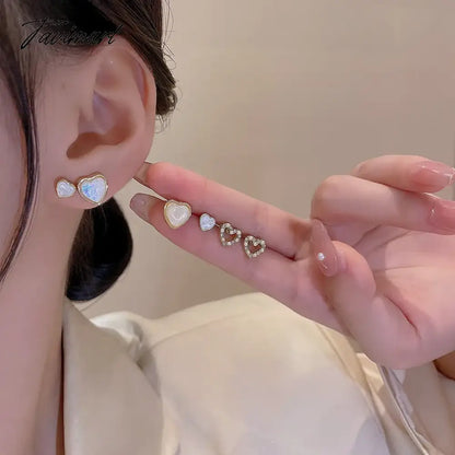 Fashion Heart Zircon Stud Earrings for Women Korean Star Personality Earring Simple Luxury Wedding Party Girl Jewelry Gifts