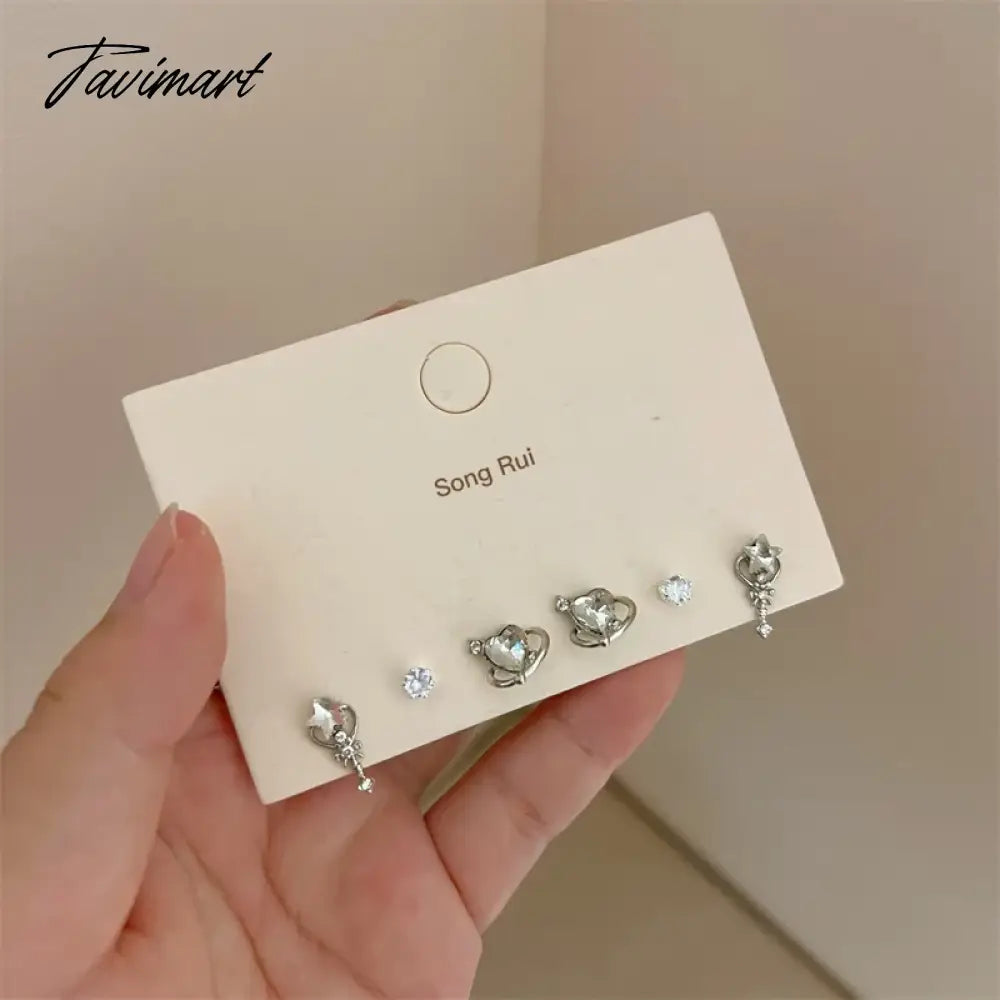 Fashion Heart Zircon Stud Earrings for Women Korean Star Personality Earring Simple Luxury Wedding Party Girl Jewelry Gifts