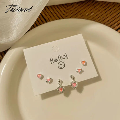 Fashion Heart Zircon Stud Earrings for Women Korean Star Personality Earring Simple Luxury Wedding Party Girl Jewelry Gifts