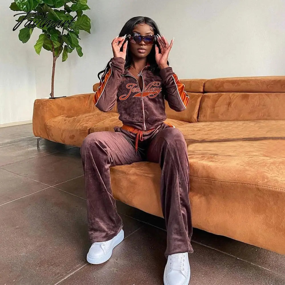 High Quality Winter Velvet Crop Jacket and Tracksuit Joggers Two Piece Set Green Jogging Suits for Women