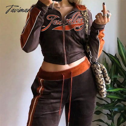 High Quality Winter Velvet Crop Jacket and Tracksuit Joggers Two Piece Set Green Jogging Suits for Women