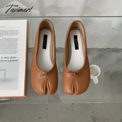 NEW Woman Microfiber Leather Comfy Flats Split Toe Slippers Soft Bottom Loafers Brief Ladies Moccasins Tabi Ninja Shoes 5 colors