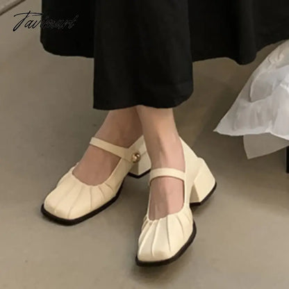 New Women's Mary Janes Shoes Pleated Leather Shoes for Female Square Heel Dress Shoes Square Toe Ruffle Pumps Silver Black 1581N